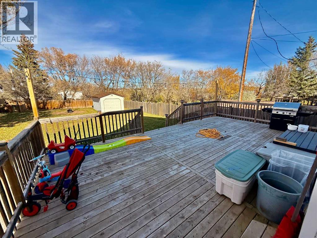 4832 51 Avenue Property Photo 23