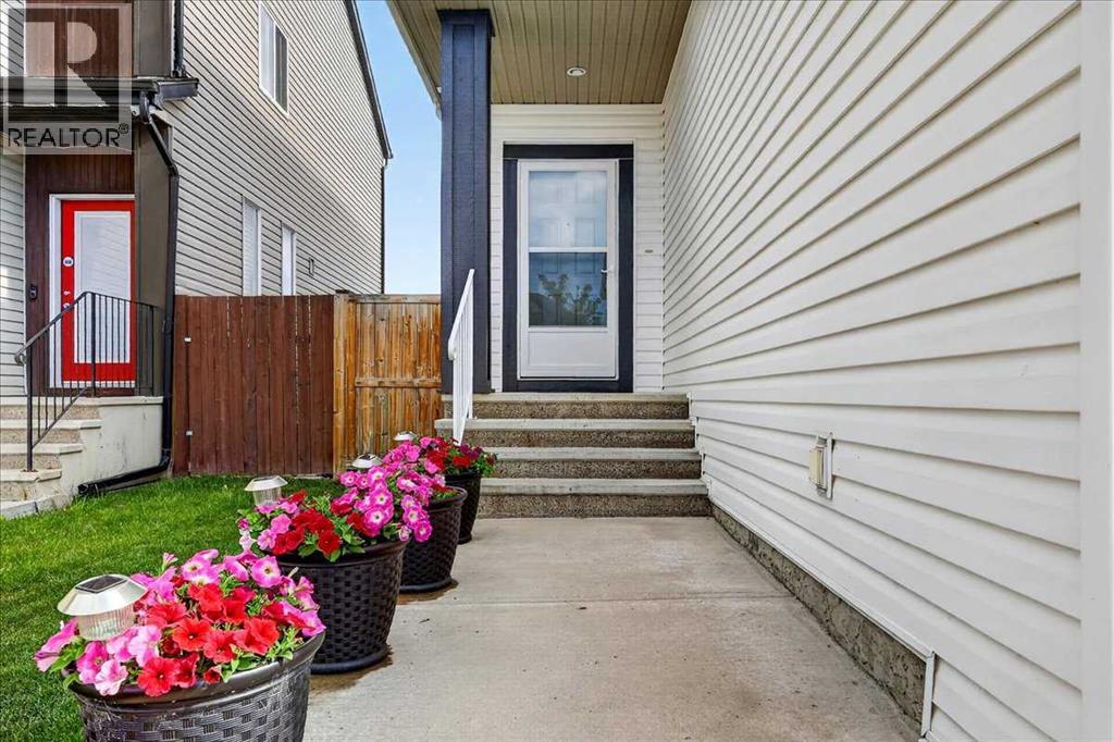 18 Copperstone Drive Se Property Photo 3