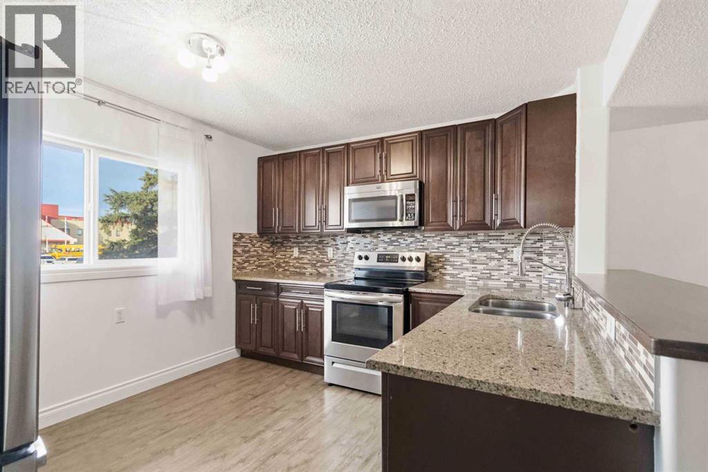 400 Silin Forest Road Property Photo 11