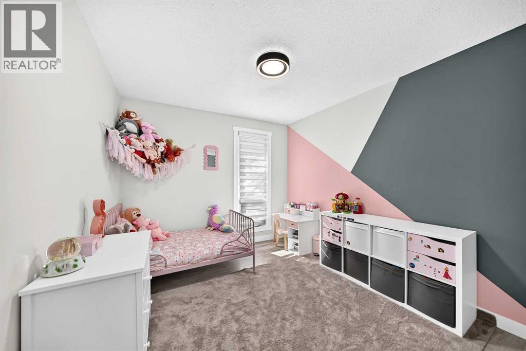 6020 18 Avenue Ne Property Photo 17