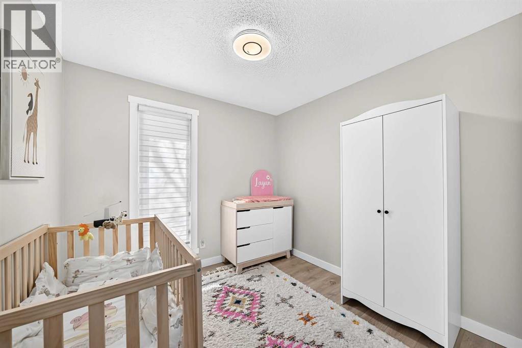 6020 18 Avenue Ne Property Photo 21