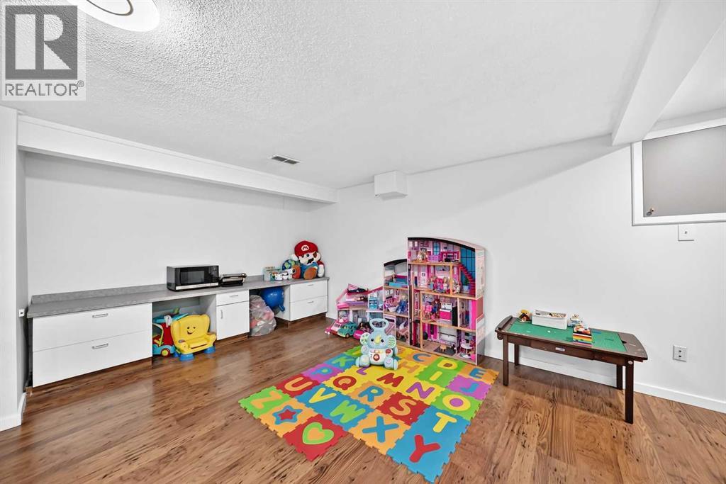 6020 18 Avenue Ne Property Photo 26