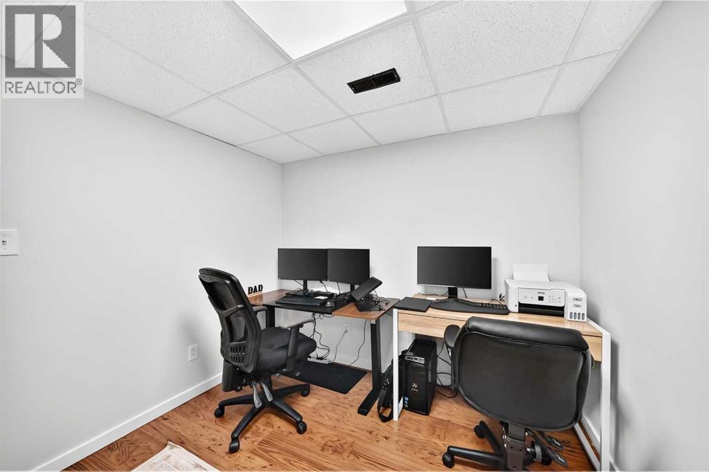 6020 18 Avenue Ne Property Photo 29