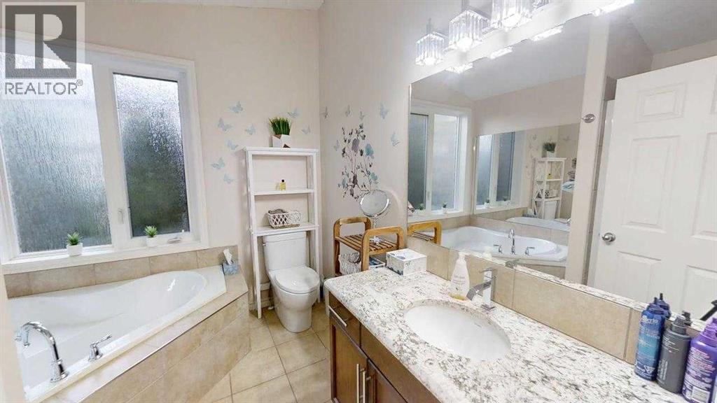 282 Couleesprings Terrace S Property Photo 22
