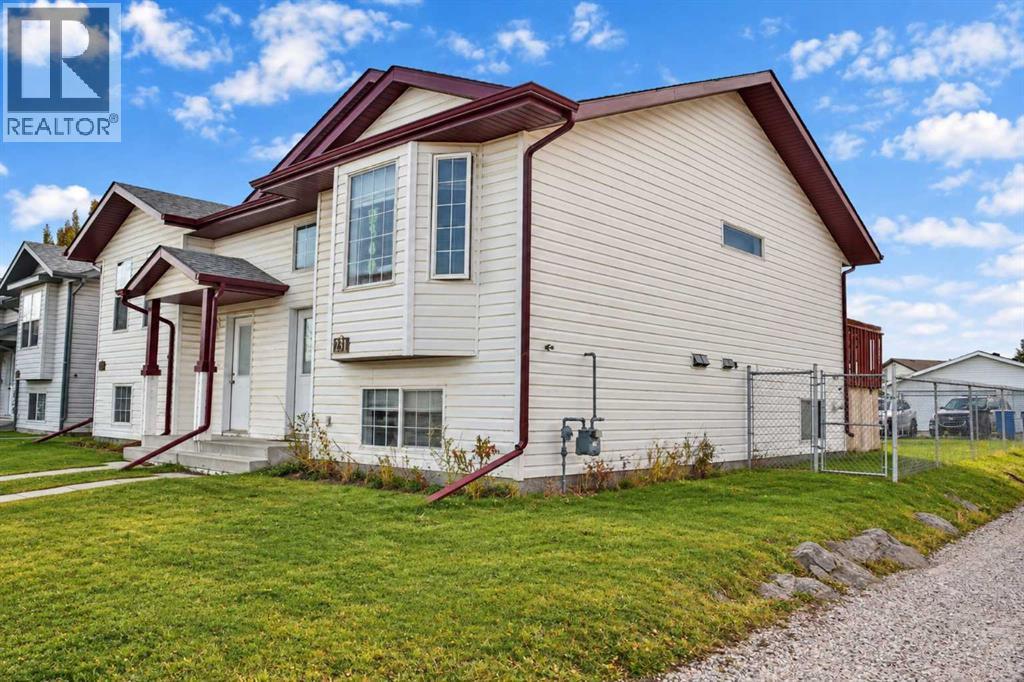 231 Kendrew Drive Property Photo 2