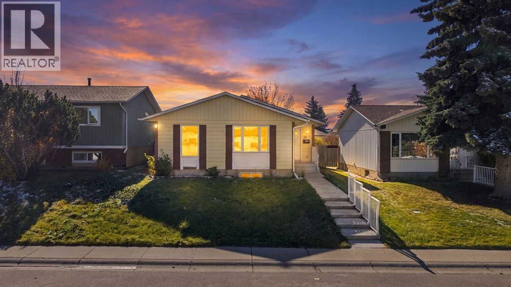 95 Rundleson Way Ne Property Photo 1