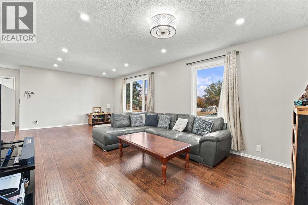 95 Rundleson Way Ne Property Photo 6