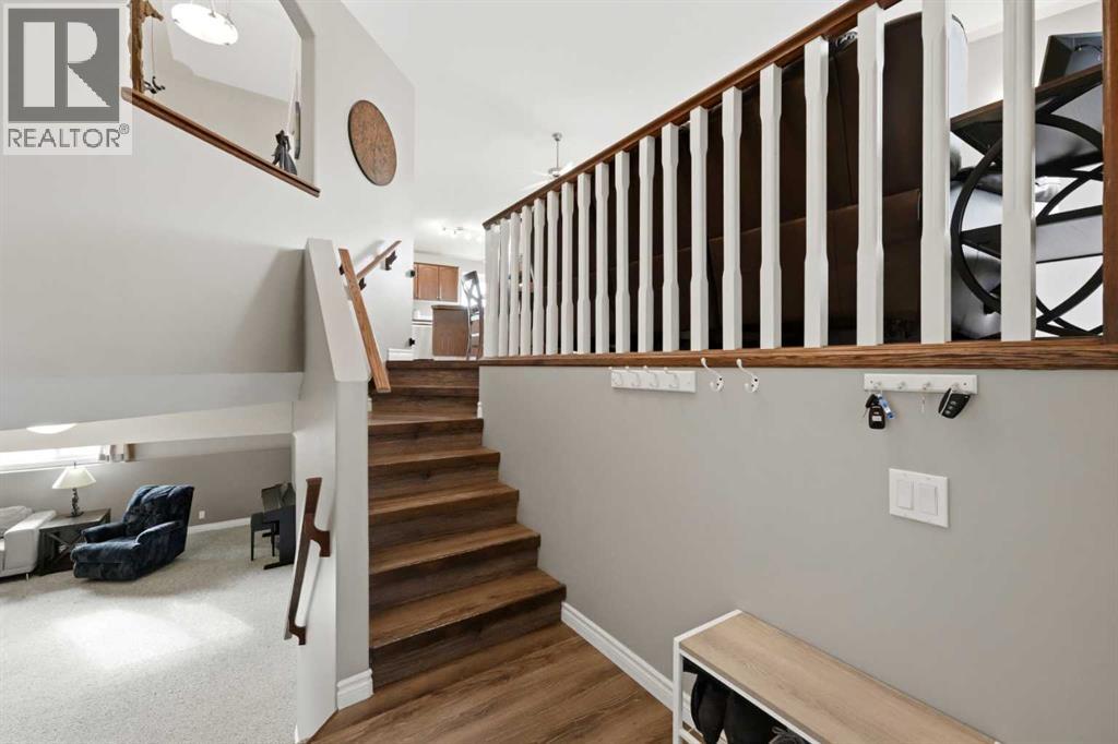 272 Jennings Crescent Property Photo 16
