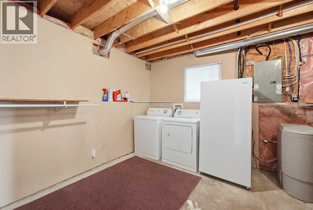 272 Jennings Crescent Property Photo 22