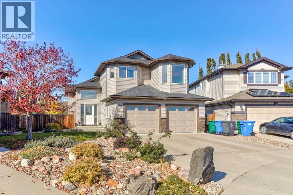 442 Gateway Crescent S Property Photo 2