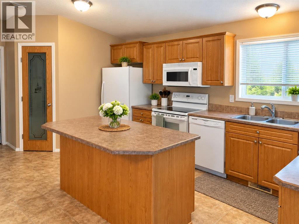 29 Henke Place Property Photo 7