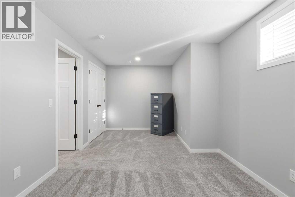 18 Willow Green Link Property Photo 35