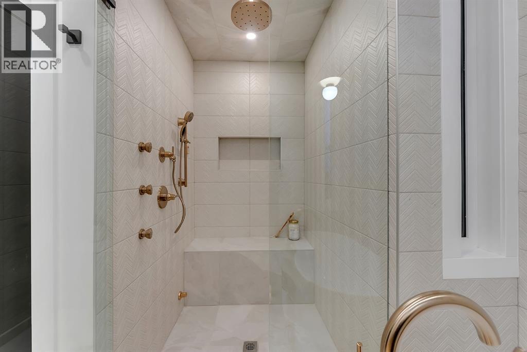2613 35 Street Sw Property Photo 28