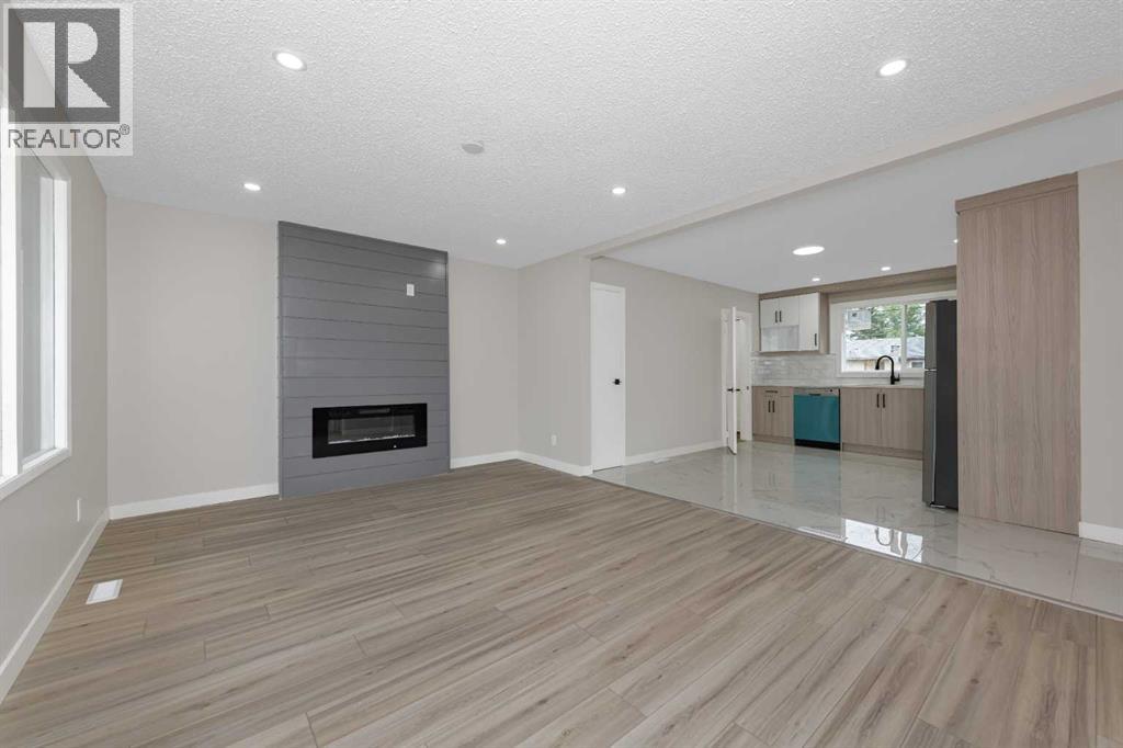 43 Maranda Close Ne Property Photo 1