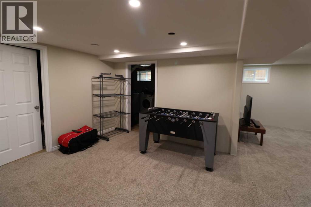 5612 57 Street Property Photo 18