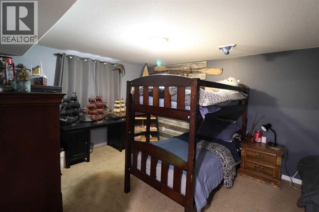 5612 57 Street Property Photo 20