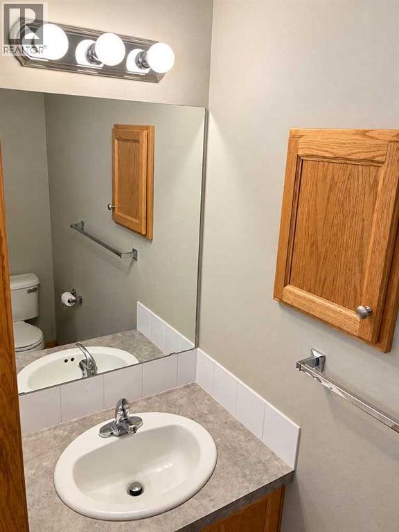 231 & 233 Kendrew Drive Property Photo 6