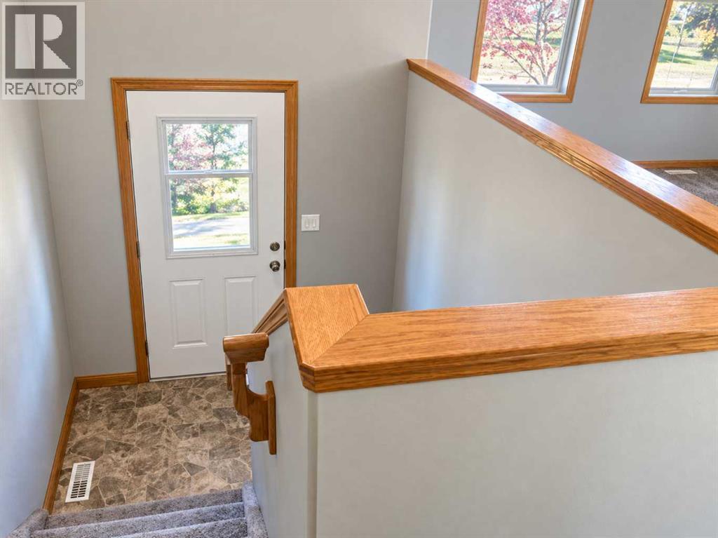 231 & 233 Kendrew Drive Property Photo 13