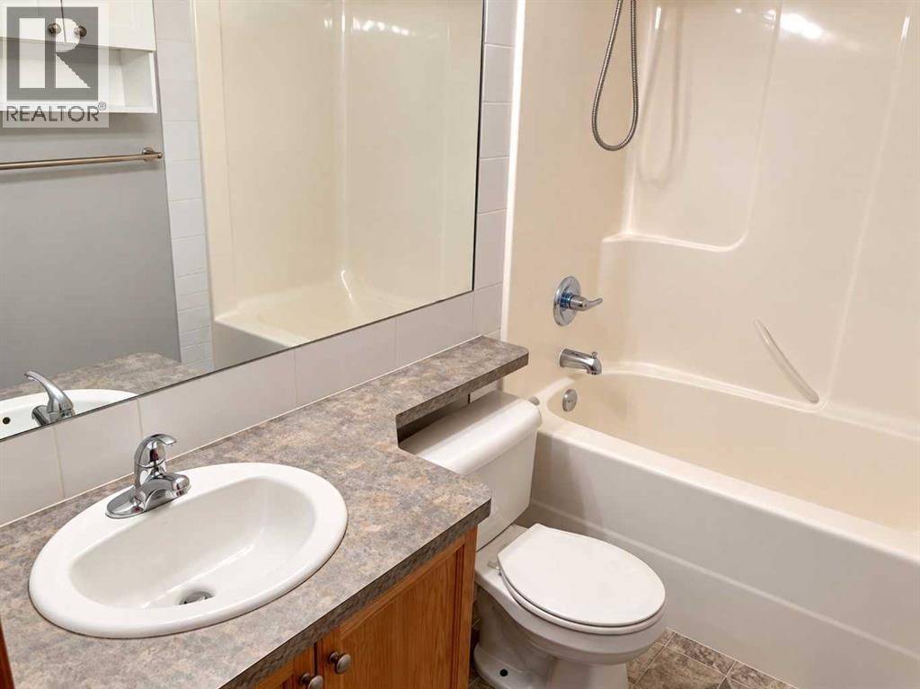 231 & 233 Kendrew Drive Property Photo 19