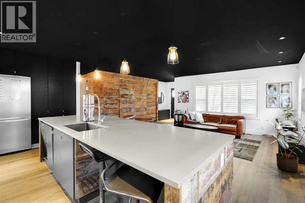 817 4 Street Ne Property Photo 10