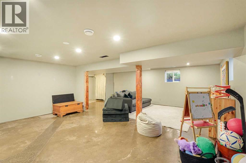 817 4 Street Ne Property Photo 28