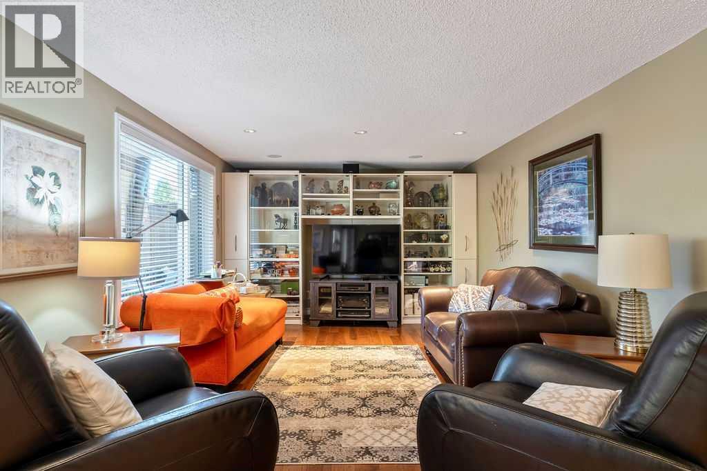 7 Springbank View Sw Property Photo 33