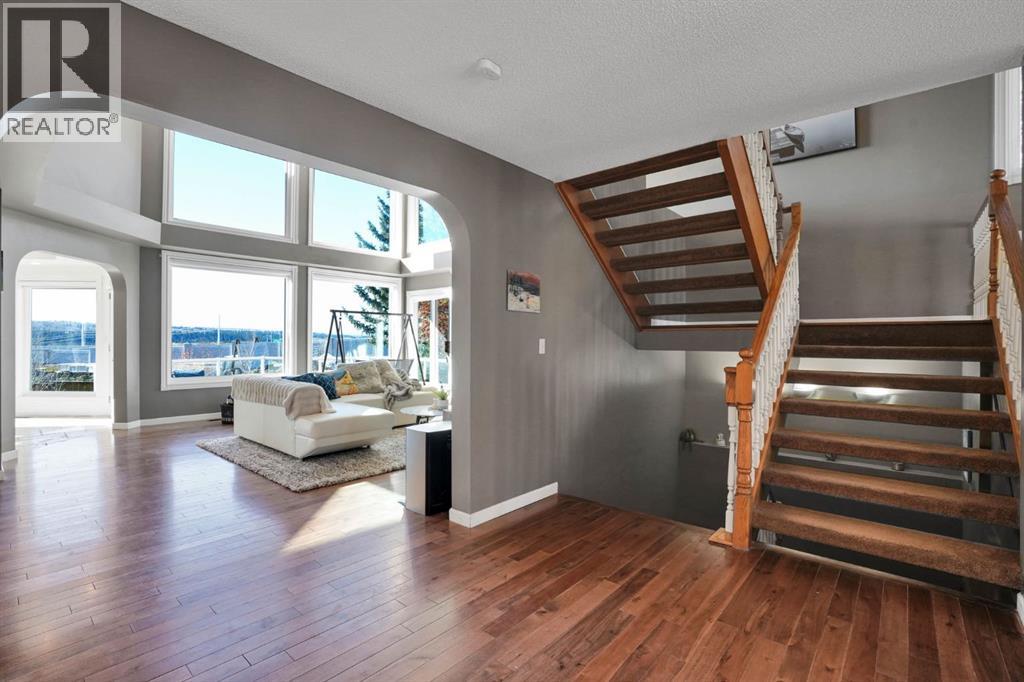 331 Wood Valley Bay Sw Property Photo 4