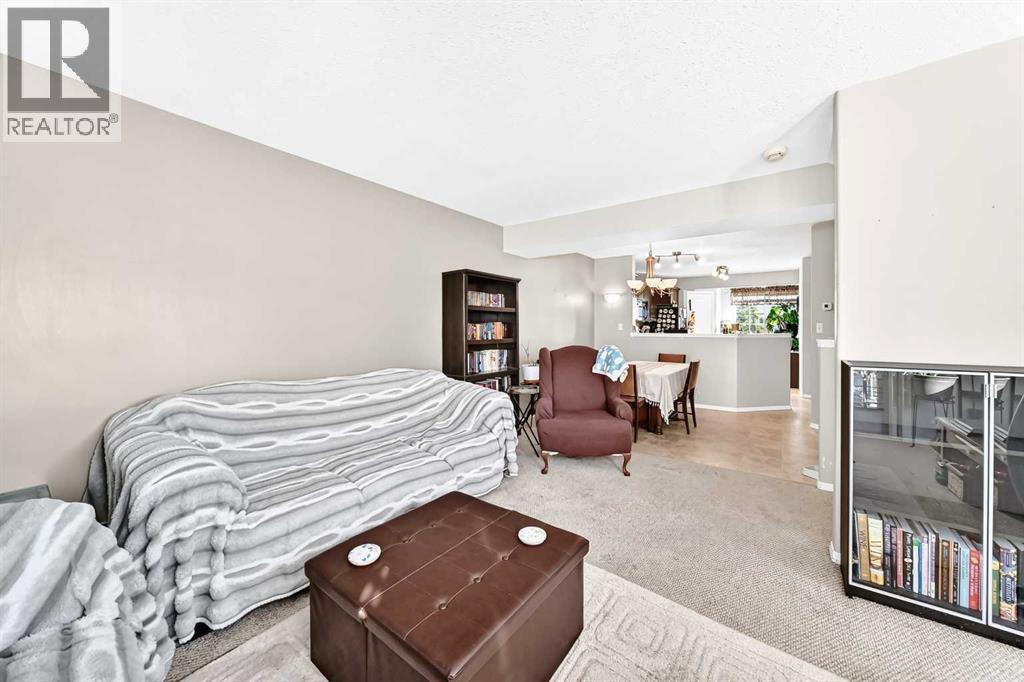 5301 Windward Place Property Photo 14