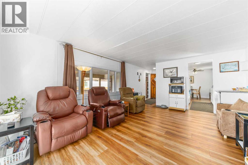 2248 Southview Drive Southeast Property Photo 9