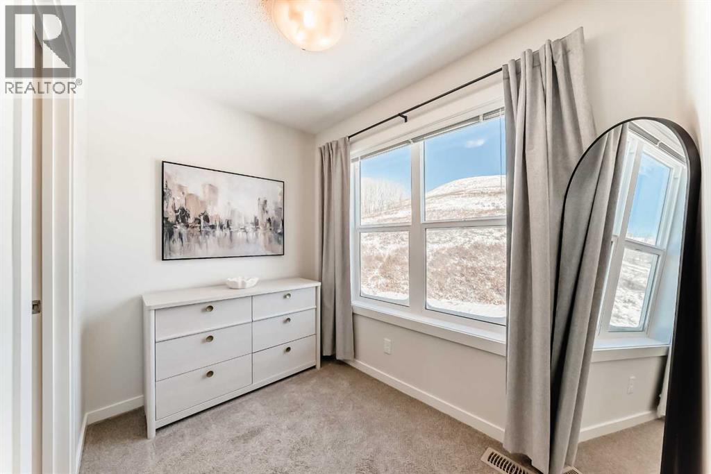 272 Cranbrook Square Se Property Photo 21