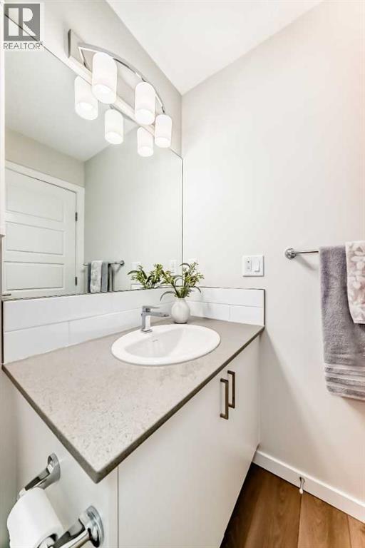 272 Cranbrook Square Se Property Photo 23