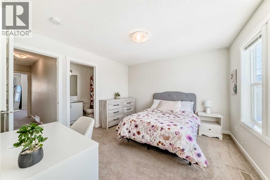272 Cranbrook Square Se Property Photo 26