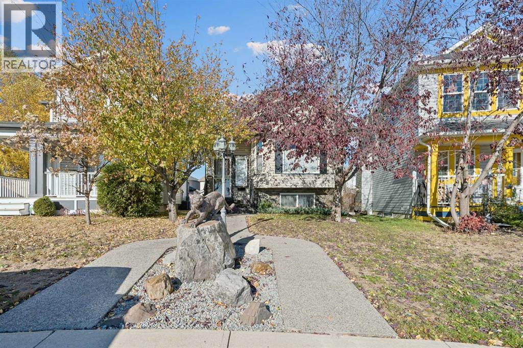 574 Evermeadow Road SW Property Photo 1