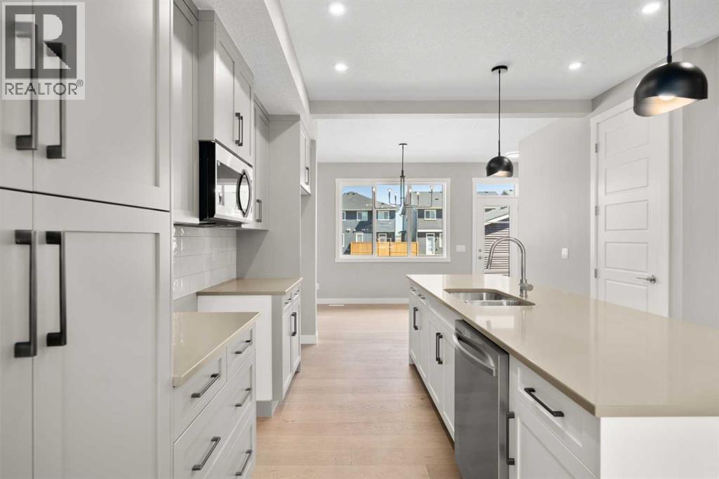 78 Sora Gardens Se Property Photo 4