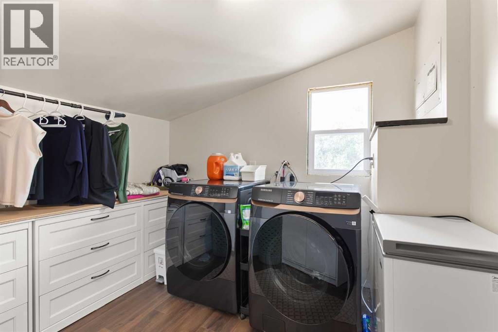 620 Broadway Avenue E Property Photo 27