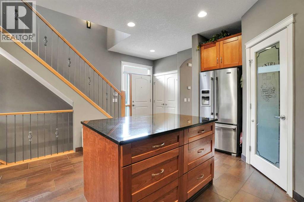 137 11 Avenue Nw Property Photo 9
