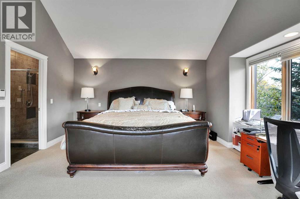 137 11 Avenue Nw Property Photo 20