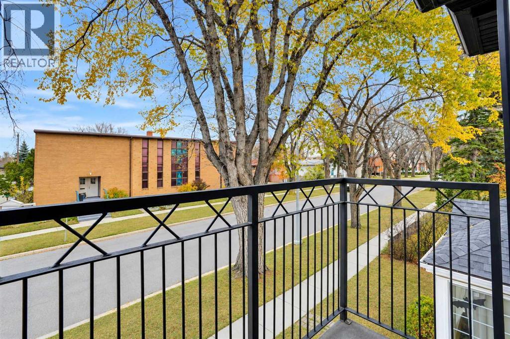 137 11 Avenue Nw Property Photo 32