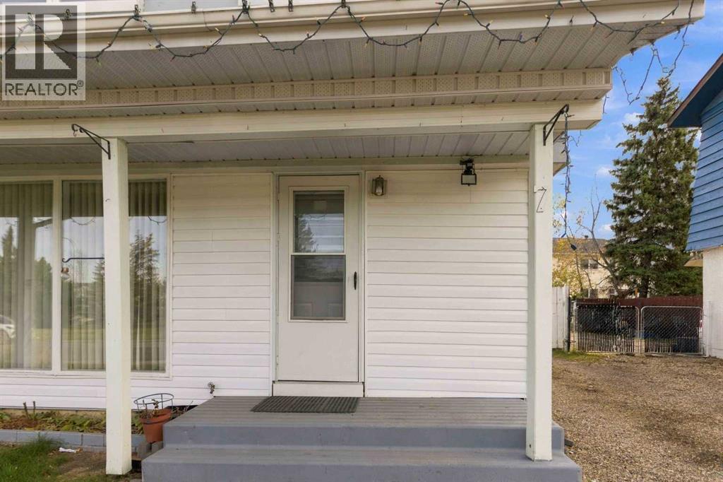 7 Pond Crescent Property Photo 4