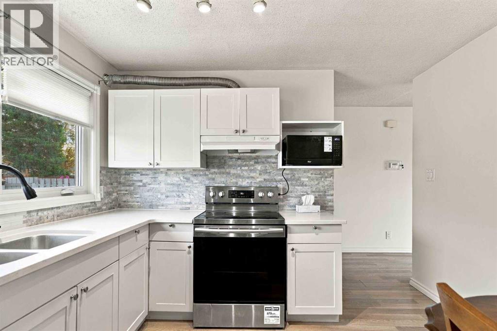 7 Pond Crescent Property Photo 13
