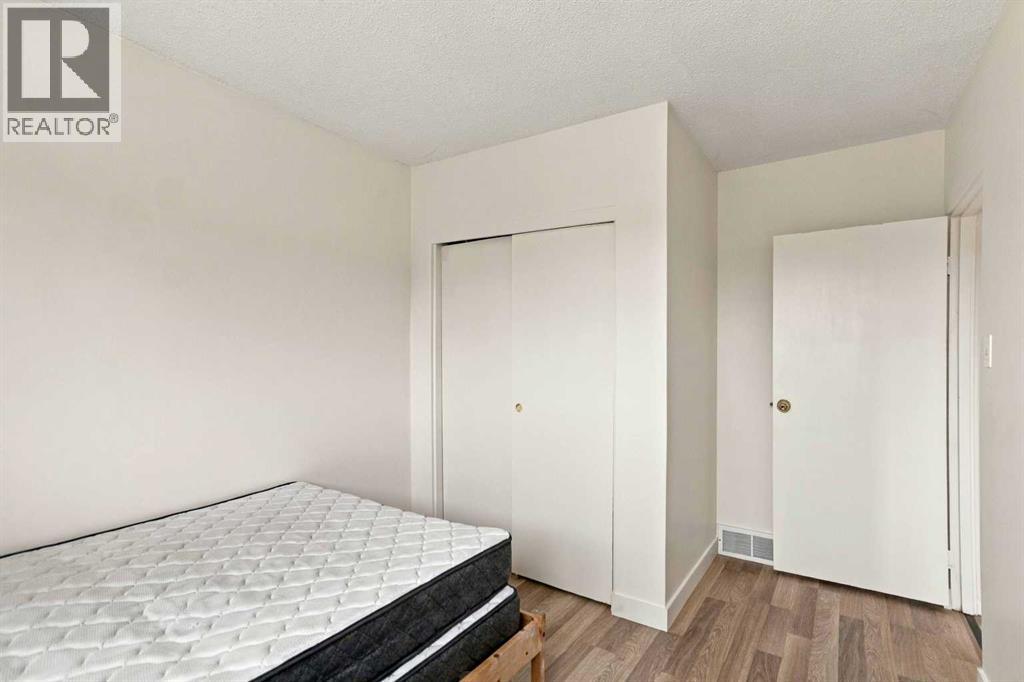 7 Pond Crescent Property Photo 20