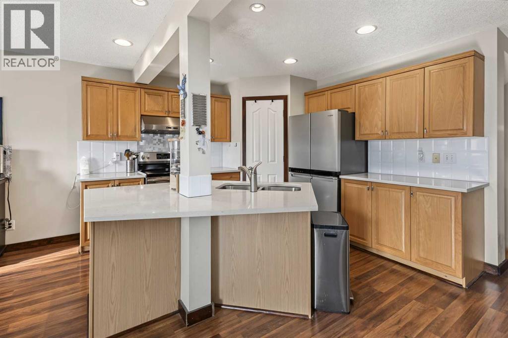279 Panamount Hill Nw Property Photo 6