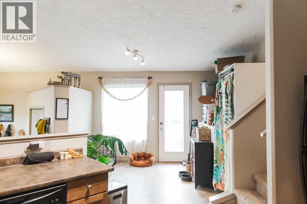 10404 98a Street Property Photo 12