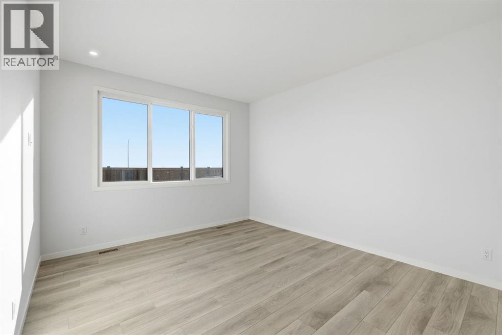 90 Rosemary Gardens Se Property Photo 19