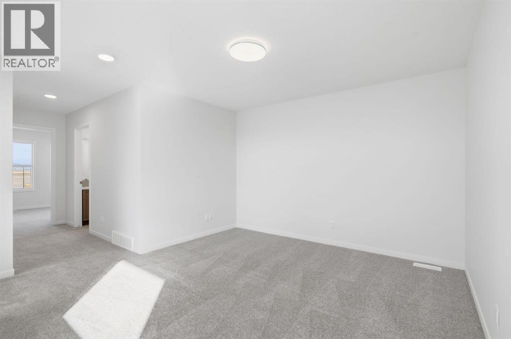 90 Rosemary Gardens Se Property Photo 26