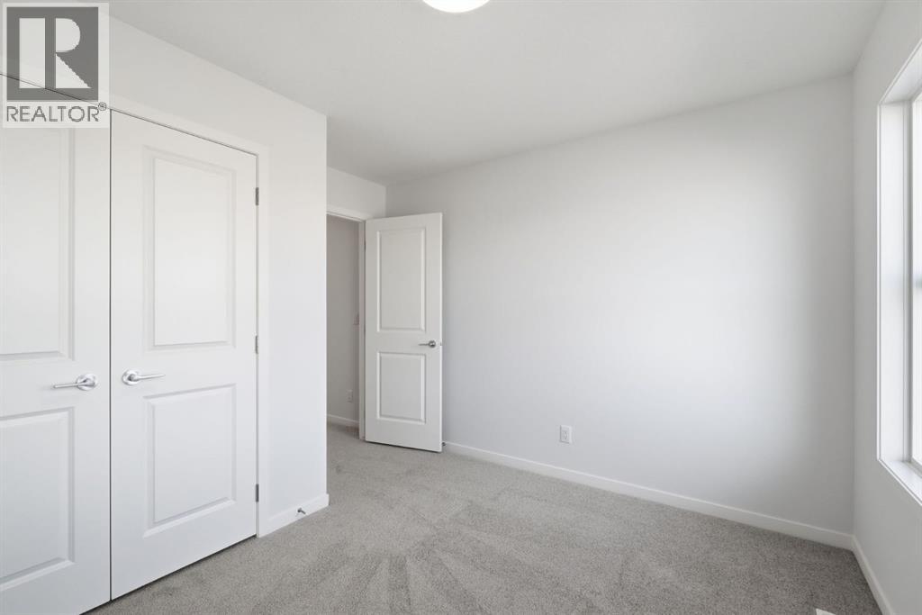 90 Rosemary Gardens Se Property Photo 35