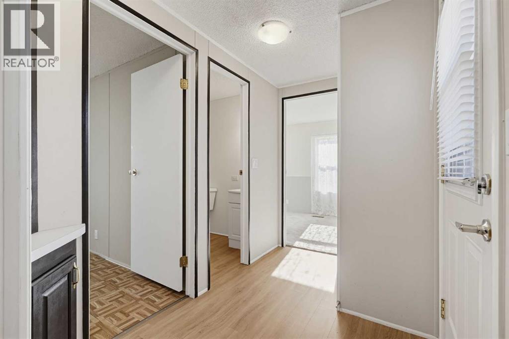 37543 England Way Property Photo 6