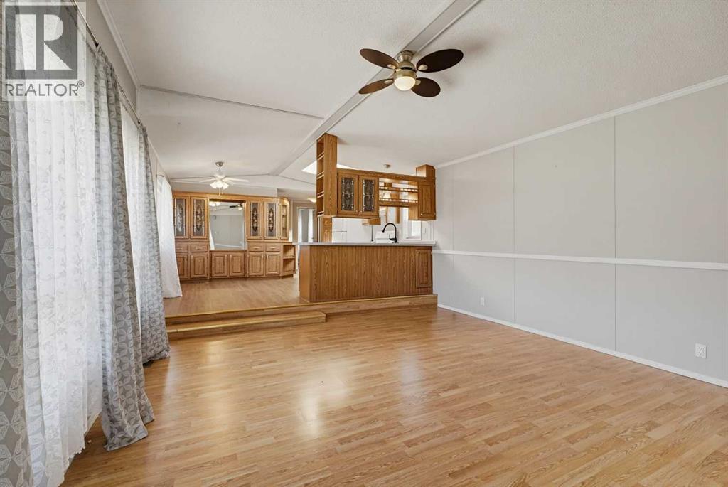 37543 England Way Property Photo 9