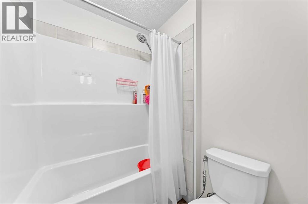 46 Lucas Heights Nw Property Photo 26
