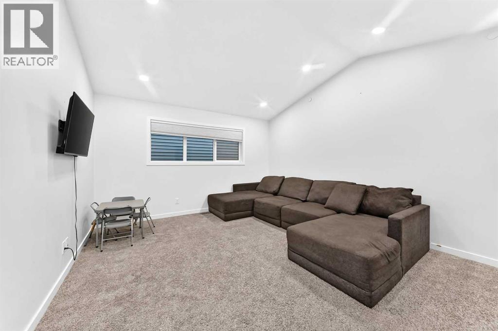 46 Lucas Heights Nw Property Photo 27